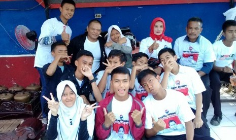 Para pelajar SMA di Cimahi yang dilantik menjadi anggota Baja Perindo Cimahi, Sabtu (26/8).