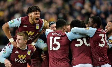 Para pemain Aston Villa.