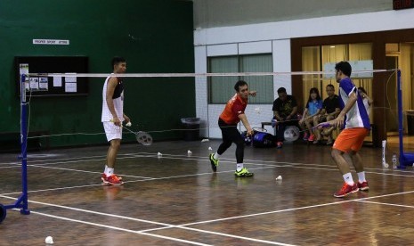 Para pemain Indonesia sedang latihan mempersiapkan turnamen Malaysia Open Super Series Premier 2016 yang dimulai Selasa (5/4).