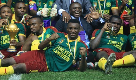 Para pemain Kamerun merayakan juara Piala Afrika 2017 setelah mengalahkan Mesir pada partai final, Senin (6/2) dini hari WIB.