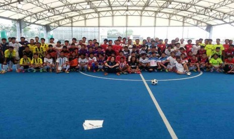 Para pemuda di Jepang, menggelar turnamen futsal menyambut HUT RI ke-69