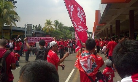 Para penggemar Liverpool sudah mendatangi Bandara Halim Perdana Kusuma Jakarta 