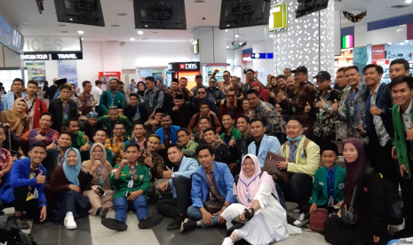 Para perwakilan mahasiswa dari 50 Perguruan Tinggi Keagamaan Islam Negeri (PTKIN) se-Indonesia yang mengikuti Students Mobility Program (SMP) ke tiga negara, yakni ke Singapura, Malaysia dan Thailand pada 24-30 November 2019.  