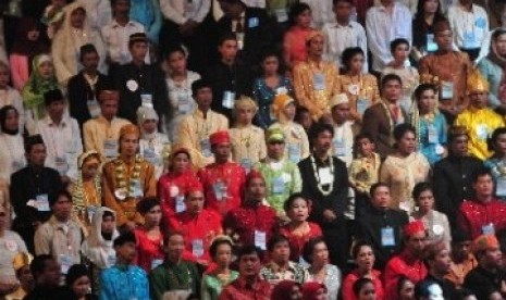 Para peserta Pernikahan Massal 2011 di Istora Senayan Jakarta