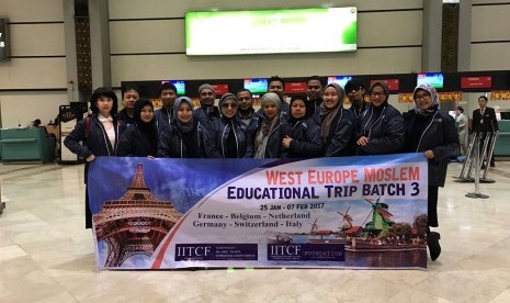 Para peserta West Europe Moslem Educational   Trip  (WEMET) Bacth 3.