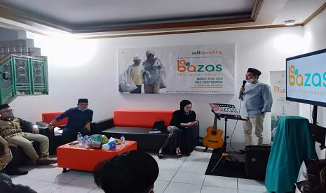 Para santri muda di Jawa Barat, menginisiasi pembentukan Bale zakat dan sodaqoh (Bazas)  yang Ahad petang, (5/7) bertempat di jalan Pungkur 16, Kelurahan Turangga, Kecamatan Lengkong Kota Bandung. Hadir saat, launching tersebut inisiator sekaligus Ketua komisi X DPR RI Syaiful Huda memberikan sambutan