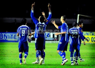 Para pemain Persib Bandung saat merayakan kemenangan