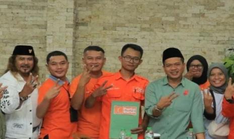 Partai Buruh Kabupaten Bandung menyatakan siap berkontribusi 13 ribu suara untuk kemenangan pasangan calon Bupati/Wakil Bupati Bandung Dadang Supriatna-Ali Syakieb di Pilbup Bandung 27 November 2024.