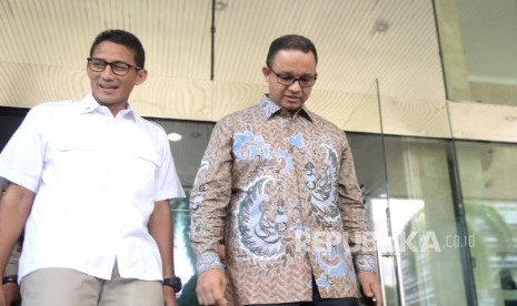  Pasangan Bakal Cagub-Cawagub DKI Jakarta Anies Baswedan (kanan) dan Sandiaga Uno