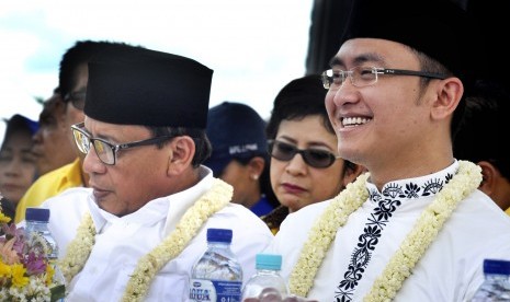 Gubernur Banten Wahidin Halim (kiri) - Cawagub Andika Hazrumi (kanan) 