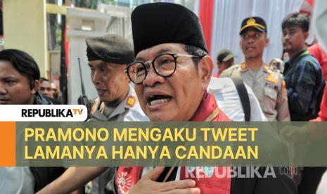 Pasangan bakal calon gubernur Pramono Anung usai mendaftarkan diri di kantor KPU DKI Jakarta, Rabu (28/8/2024). Pasangan Pramono-Rano menjadi pendaftar pertama bakal calon gubernur dan wakil gubernur DKI Jakarta sebagai peserta dalam Pilgub DKI Jakarta 2024 dengan dukungan PDI Perjuangan. Seusai pendaftaran, KPU DKI Jakarta akan melakukan verifikasi data dan berkas bakal calon gubernur dan wakil gubernur sebelum ditetapkan sebagai calon gubernur dan wakil gubernur.