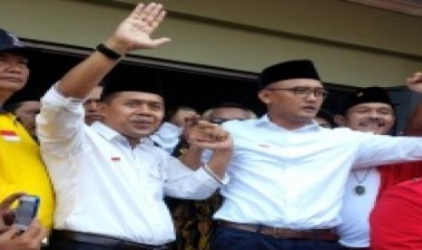 Pasangan bakal calon  wali kota Depok Dimas Okky-babai Suhaimi