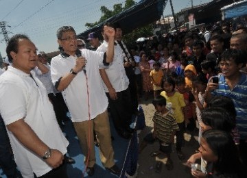 Pasangan Calon Gubernur (Cagub) dan Wakil Gubernur (Cawagub) DKI Jakarta Hidayat Nur Wahid (kiri) dan Didik J. Rachbini (kanan)