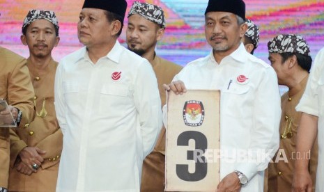 Pasangan calon gubernur dan wakil gubernur Jawa Barat, Sudrajat dan Ahamad Syaikhu