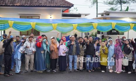 Pasangan Calon (Paslon) Walikota dan Wakil Walikota Bandung, Dandan-Arif adalah salah satu kandidat yang cukup rasional dan objektif untuk memimpin Kota Bandung