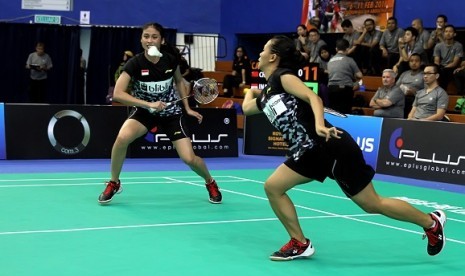 Pasangan Della Destiara Haris/Rizki Amelia Pradipta mengunci kemenangan Indonesia atas Cina setelah mengalahkan Cao Tong Wei/Yu/Zheng 14-21, 21-19 dan 23-21, Rabu (8/2).