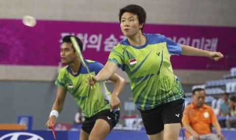 Pasangan ganda campuran Indonesia, Tontowi Ahmad dan Liliyana Natsir.