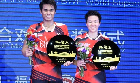 Pasangan ganda campuran Indonesia, Tontowi Ahmad/Liliyana Natsir meraih gelar juara di Cina Open Super Series Premier 2016, Ahad (20/11).