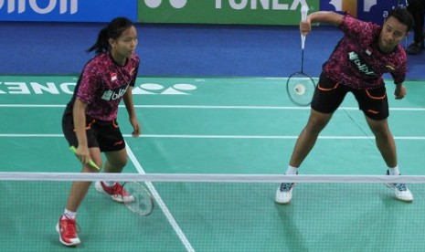 Pasangan ganda campuran, Rehan Naufal Kusharjanto/Siti Fadia Silva Ramadhanti sukses menyumbangkan poin pertama untuk Indonesia pada babak penyisihan grup H1 Blibli.com Yonex Sunrise BWF World Junior Championships 2017