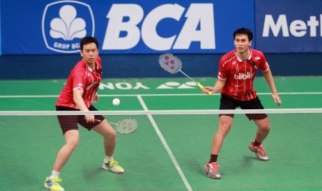 Pasangan ganda putra Hendra Setiawan/Mohammad Ahsan melangkah ke babak perempat final BCA Indonesia Open 2015