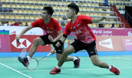 Pasangan ganda putra Indonesia, Leo Rolly Carnando/Daniel Marthin. Leo Rolly Carnando/Daniel Marthin yang turun di partai keempat  menjadi penentu kemenangan Indonesia 3-1 atas Hong Kong pada ajang Kejuaraan Beregu Bulu Tangkis Asia (BATC) 2022.