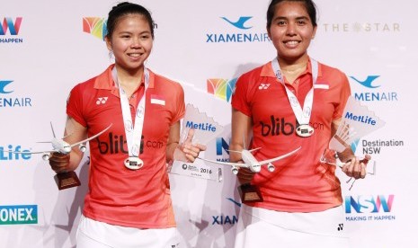 Pasangan ganda putri Indonesia, Greysia Polii/Nitya Krishinda Maheswari menjadi runner up di Australia Open Super Series 2016, Ahad (12/6).