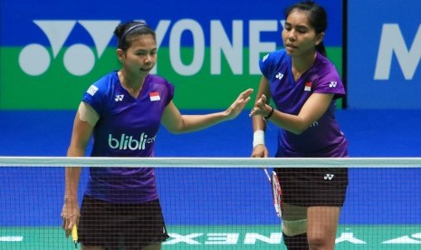 Pasangan ganda putri Indonesia, Greysia Polii/Nitya Krishinda Maheswari saat berlaga di babak pertama All England Open 2016