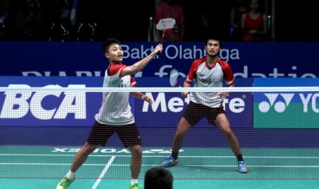 Pasangan muda dari PB Djarum, Akbar Bintang Cahyono/Angger Sudrajat lolos ke babak dua BCA Indonesia Open Super Series Premier 2016, Rabu (1/6).