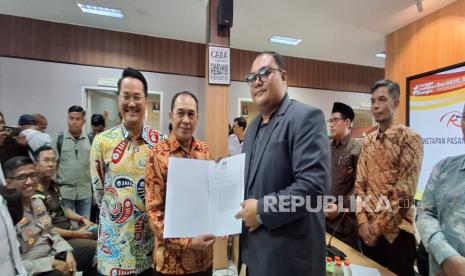 Pasangan Ngatiyana-Adhitia Yudisthira Resmi Ditetapkan Sebagai Wali dan Wakil Wali Kota Cimahi Terpilih Periode 2024-2029 oleh KPU Kota Cimahi, Kamis (9/1/2025).