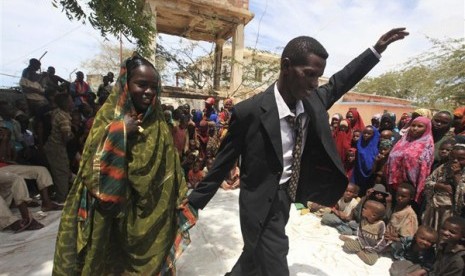 Pasangan pengantin Somalia.