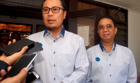 Wali Kota Sukabumi terpilih, Achmad Fahmi (kiri) dan Andri Setiawan Hamami (kanan)