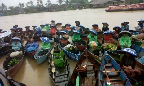 Pasar apung lok baintan