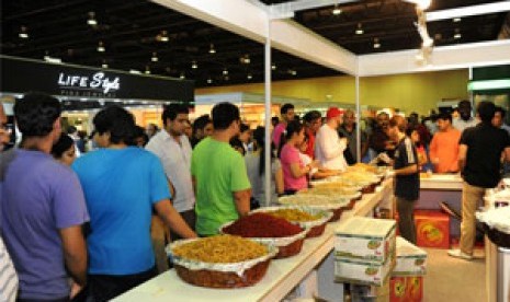 Ramadhan di UEA: Ekspatriat Temukan Rumah dan Keluarga. Foto: Pasar Malam Ramadhan di Dubai