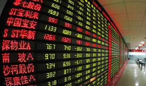 Pasar Saham China (ilustrasi). Regulator pasar modal China mengatakan akan menerapkan denda pada belasan perusahaan terkait keterbukaan informasi.