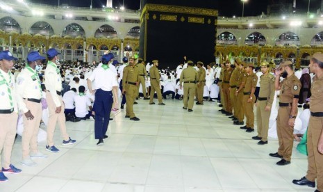 Pria Berpisau Ditangkap di Masjidil Haram. Pasukan khusus Arab Saudi yang menjaga keamanan Masjidil Haram.