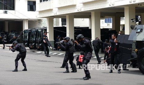 Pasukan Paspampres melakukan demonstrasi di Markas Komando Paspampres di Jakarta, Kamis (29/12).