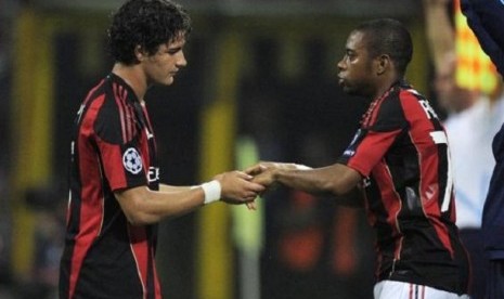 Pato dan Robinho kabarnya akan dilepas AC Milan pada bursa transfer Januari mendatang.