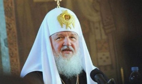 Kepala Gereja Ortodoks Rusia, Patriark Kirill, telah memberikan dukungan antusias terhadap invasi Rusia ke Ukraina. Kirill mengatakan, perlawanan Rusia ini sebagai benteng melawan Barat.