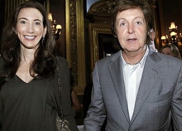 Paul McCartney dan calon istrinya