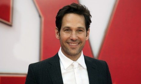 Paul Rudd pemeran Ant-Man.