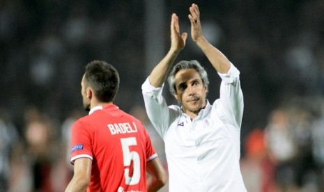 Paulo Sousa (kanan) bersama Milan Badelj.