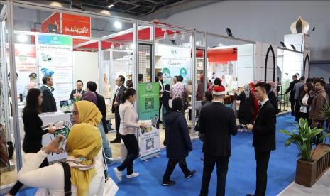 Paviliun Indonesia di pameran produk halal Organisasi Kerja Sama Islam (OKI) terbesar dunia atau OIC Halal Expo 2022. Paviliun Indonesia di OIC Halal Expo 2022 Catat Transaksi Menjanjikan