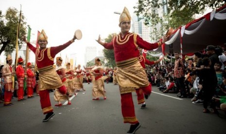 Pawai Budaya Nusantara 2013