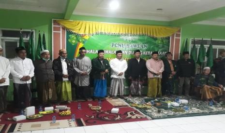 PCNU Bawean menggelar halal bihalal untuk memperkuat tali silaturahim. PCNU Bawean