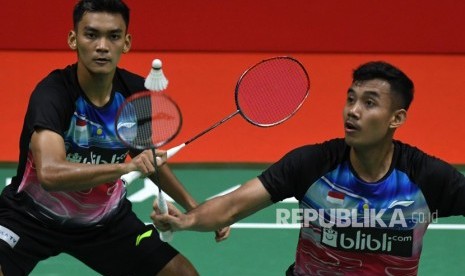 Pebulu tangkis ganda putra Indonesia Bagas Maulana (kanan) dan rekannya Muhammad Shohibul Fikri (ilustrasi). Bagas/Fikri lolos ke perempat final All England.