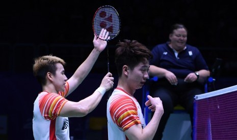 Pebulu tangkis ganda putra Indonesia Marcus Fernaldi Gideon (kiri) dan Kevin Sanjaya Sukamuljo.