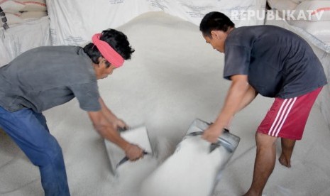 Produksi beras (Ilustrasi). Kabupaten Agam, Sumatra Barat mengalami surplus beras mencapai 14.505,25 ton pada Juli 2020 di tengah pandemi COVID-19 melanda daerah itu.