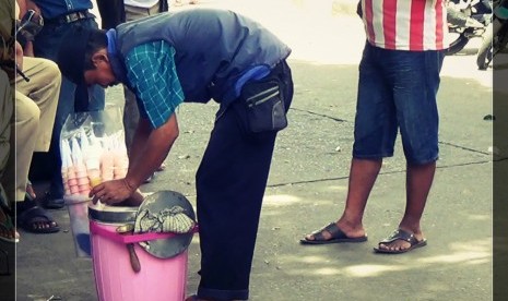 Pedagang di Terminal Bis Lebak Bulus,Jakarta