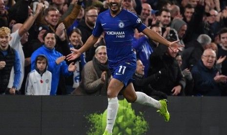  Pedro merayakan golnya ke gawang Crystal Palace, di Stamford Bridge, London, Ahad (4/11) waktu setempat. Dalam pertandingan tersebut Chelsea menang telak 3-1 melawan Crystal Palace