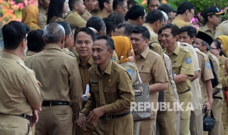  Pegawai Negeri Sipil (PNS) mengikuti Halal Bihalal (ilustrasi).